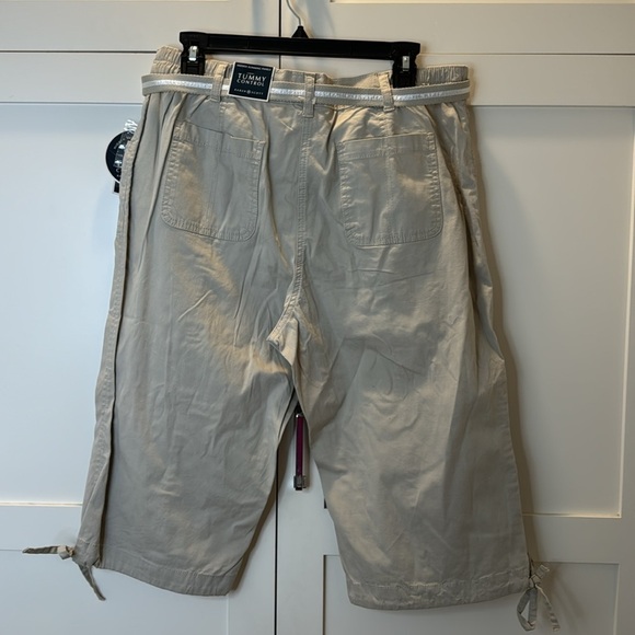 NWT Karen Scott khaki Tummy Control “Skimmer” Capris Size 12 w/ Matching Belt - Picture 7 of 8